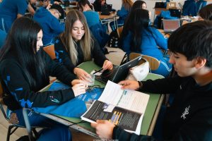 PhytoLink cierra su primera etapa con 6 talleres de programación e inteligencia artificial aplicada a la agricultura en el Centro Educacional Menesiano de Culiprán